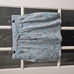 Ladies Nine West tropical skirt small